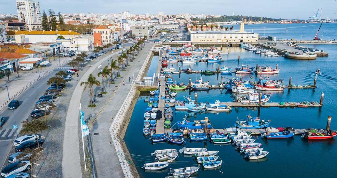 Apartamento Situado Na Zona Costeira Da Cidade Setubal Bagian luar foto