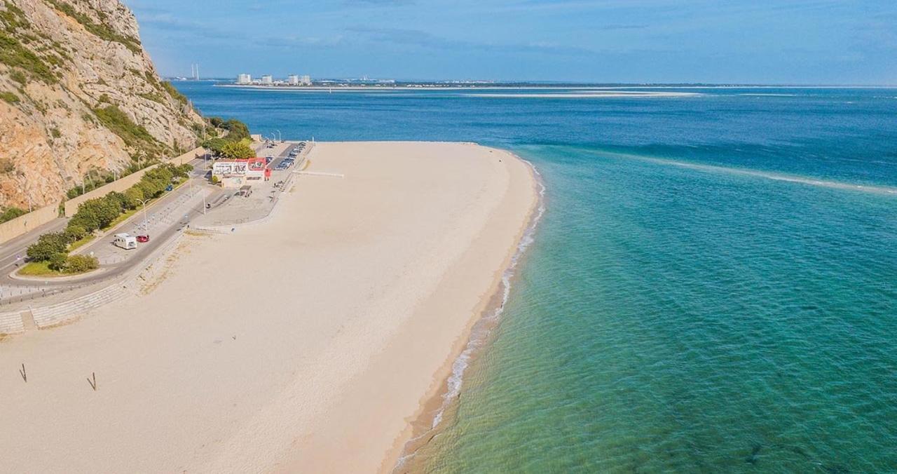 Apartamento Situado Na Zona Costeira Da Cidade Setubal Bagian luar foto